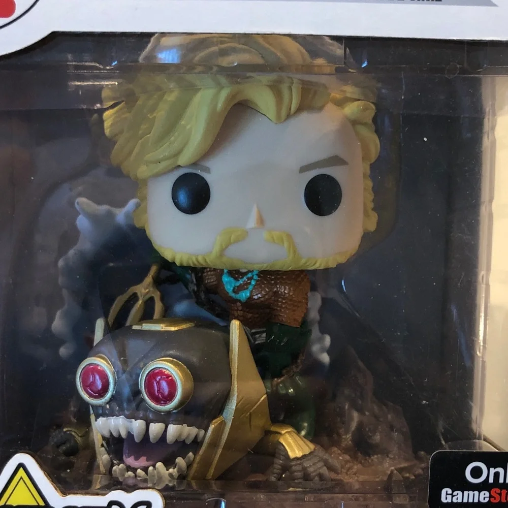 Funko Aquaman Deluxe Vinyl Figure with Gold and Black Accents